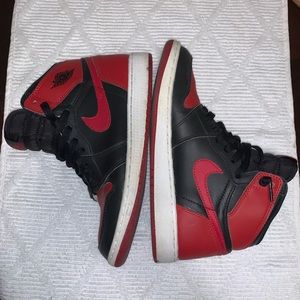 Jordan 1 2016 Banned